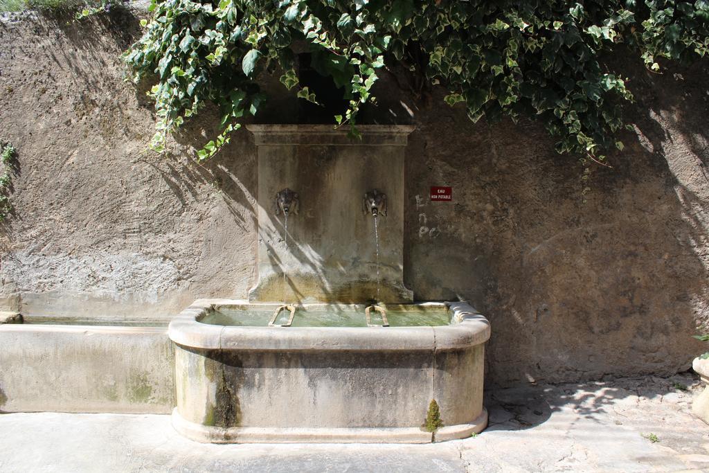 Le Clos Des Acacias Signes Exterior foto
